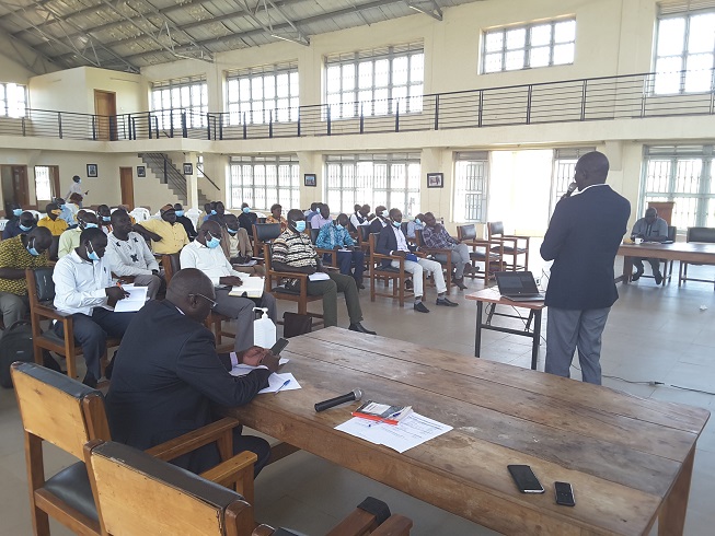 Amuru DCDO sensitising District stakeholders on PDM.